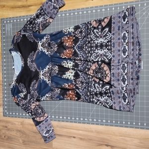 Womens Tunic long tail Shirt Size M